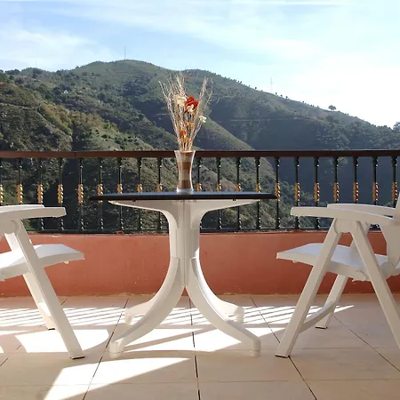 Marbella Hills Hotel
