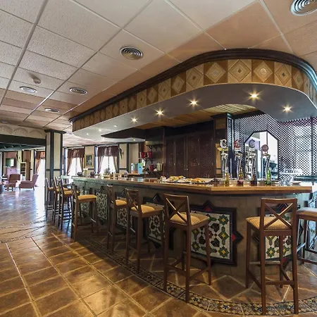 Marbella Hills 4*