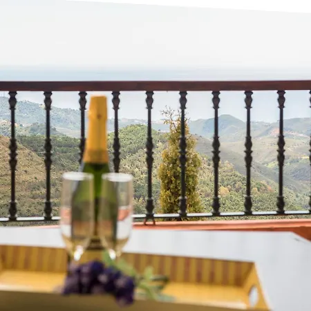 Marbella Hills 4*