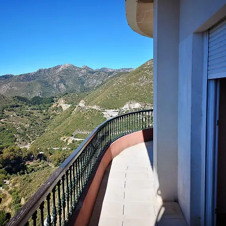 Marbella Hills 4*