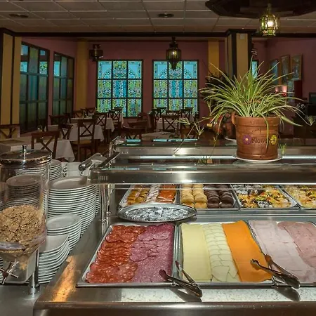 Marbella Hills Отель Охен